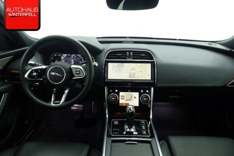 Jaguar XE XE R-DYNAMIC BLACK SCHIEBEDACH+MERIDIAN+360+LED+