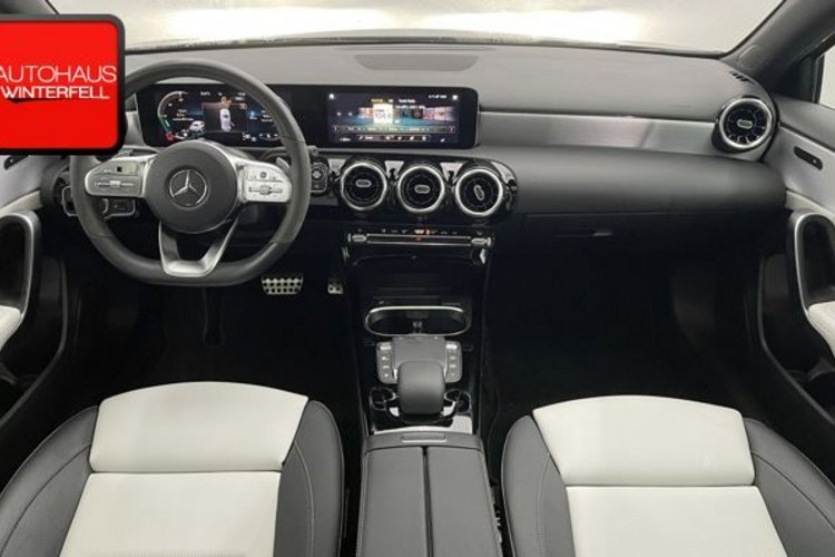 Mercedes-Benz A 220 A 220 d AMG SPORT PANO+MBEAM+MBUX+DIGITAL+PDC+