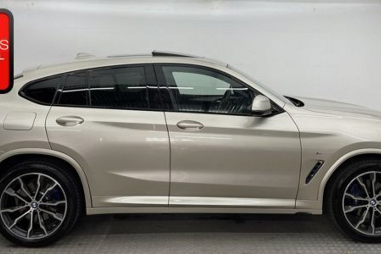 BMW X4 X4 xDrive30i M SPORT PANORAMA+LED+HIFI+20ZOLL+