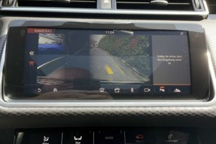 Land Rover Range Rover Velar Range Rover Velar 2.0d PANO+MATRIX+MEMO+MERIDIAN